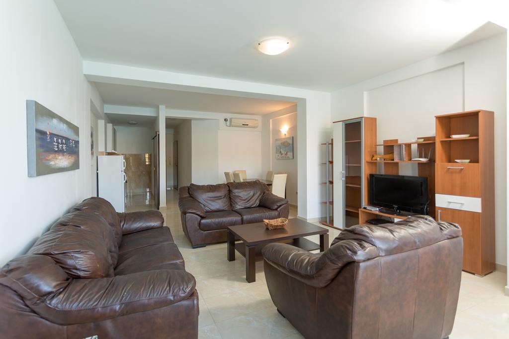 Adriatic Raf Apartment